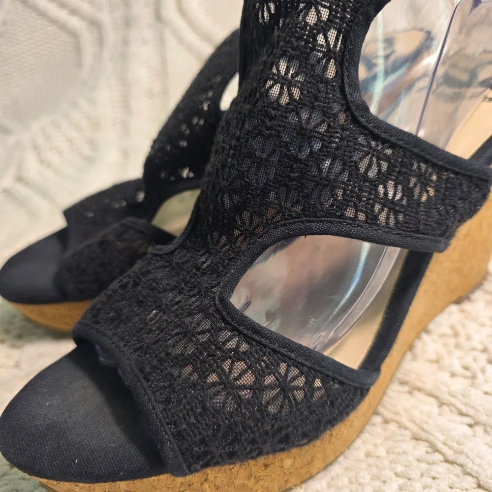 Fergalicious Wedge‎ Sandals Black Lace Mesh Cork Platform Sexy Womens 10